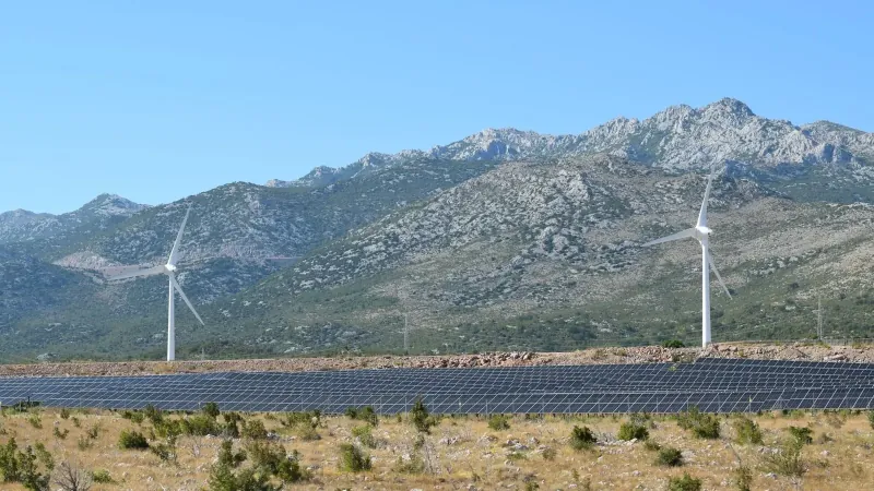 Solar And Wind Combined Will Supply More Than 40% Of Global Electricity Generation. Solar And Wind Combined Will Supply More Than 40% Of Global Electricity Generation.