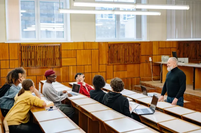 VR/AR-based Education Becomes Mandatory Across All Levels. VR/AR-based Education Becomes Mandatory Across All Levels.