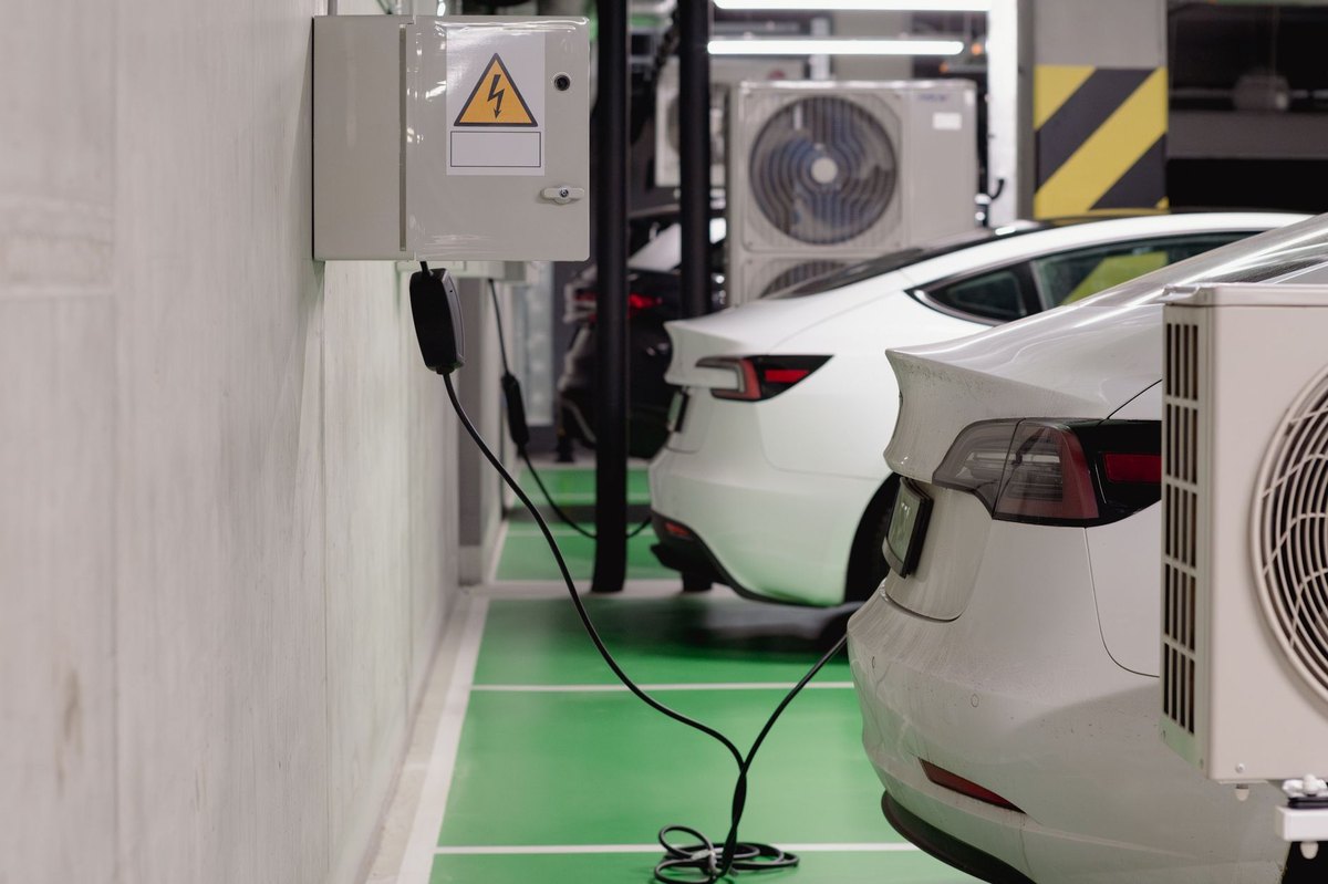 EV Charging Infrastructure Is Completed Along Intercontinental Corridors.