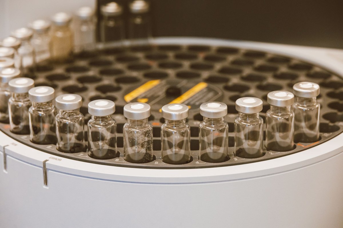 The First In Vivo CRISPR-Cas9 Gene Editing Therapy, Lonvoguran Ziclumeran (Lonvo-z), Is Expected To Receive US FDA Approval In 2027 For Hereditary Angioedema.